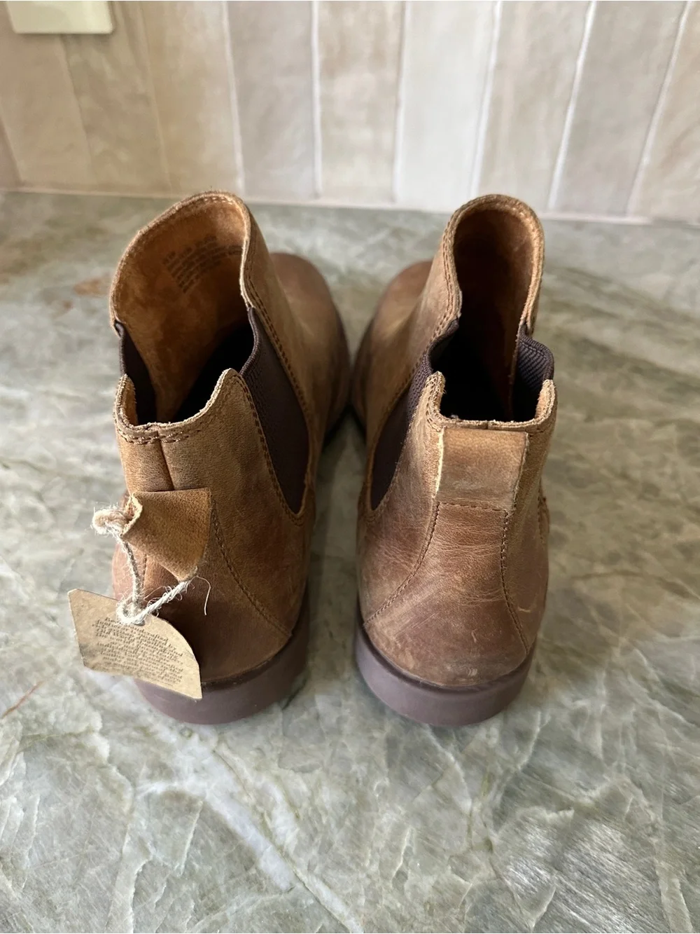 Born slip chukka